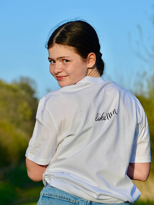SOMEONE / unisex t-shirt