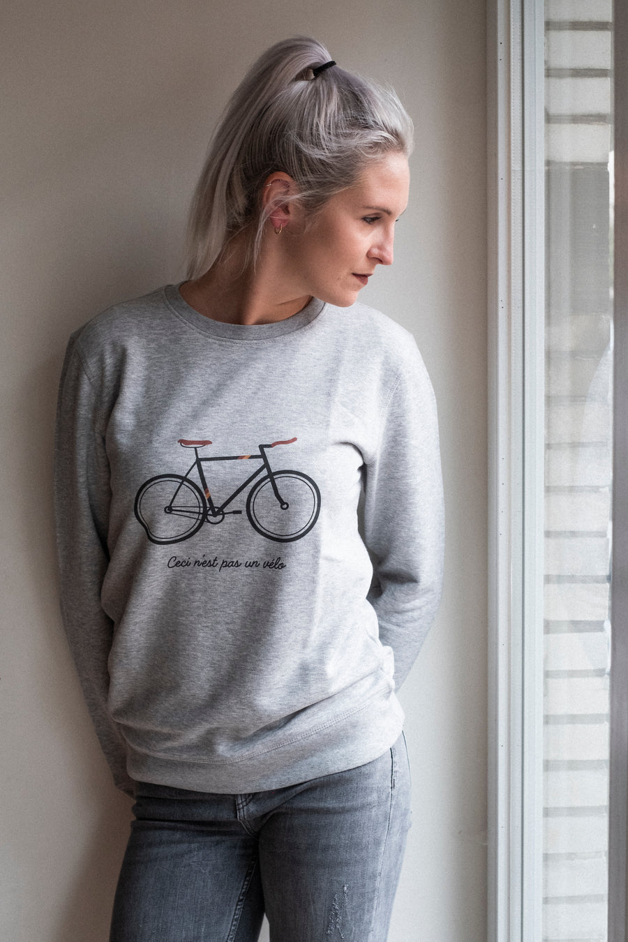 Ceci n'est pas un vélo Sweater - Joh Clothing